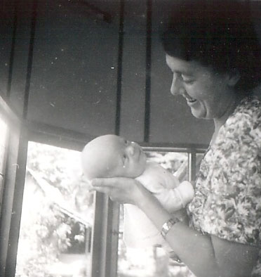 Gerke met tante Jo in oktober 1948